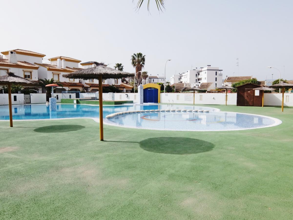 Apartamento Familiar Junto A La Playa De San Fernando - Oliva Luaran gambar