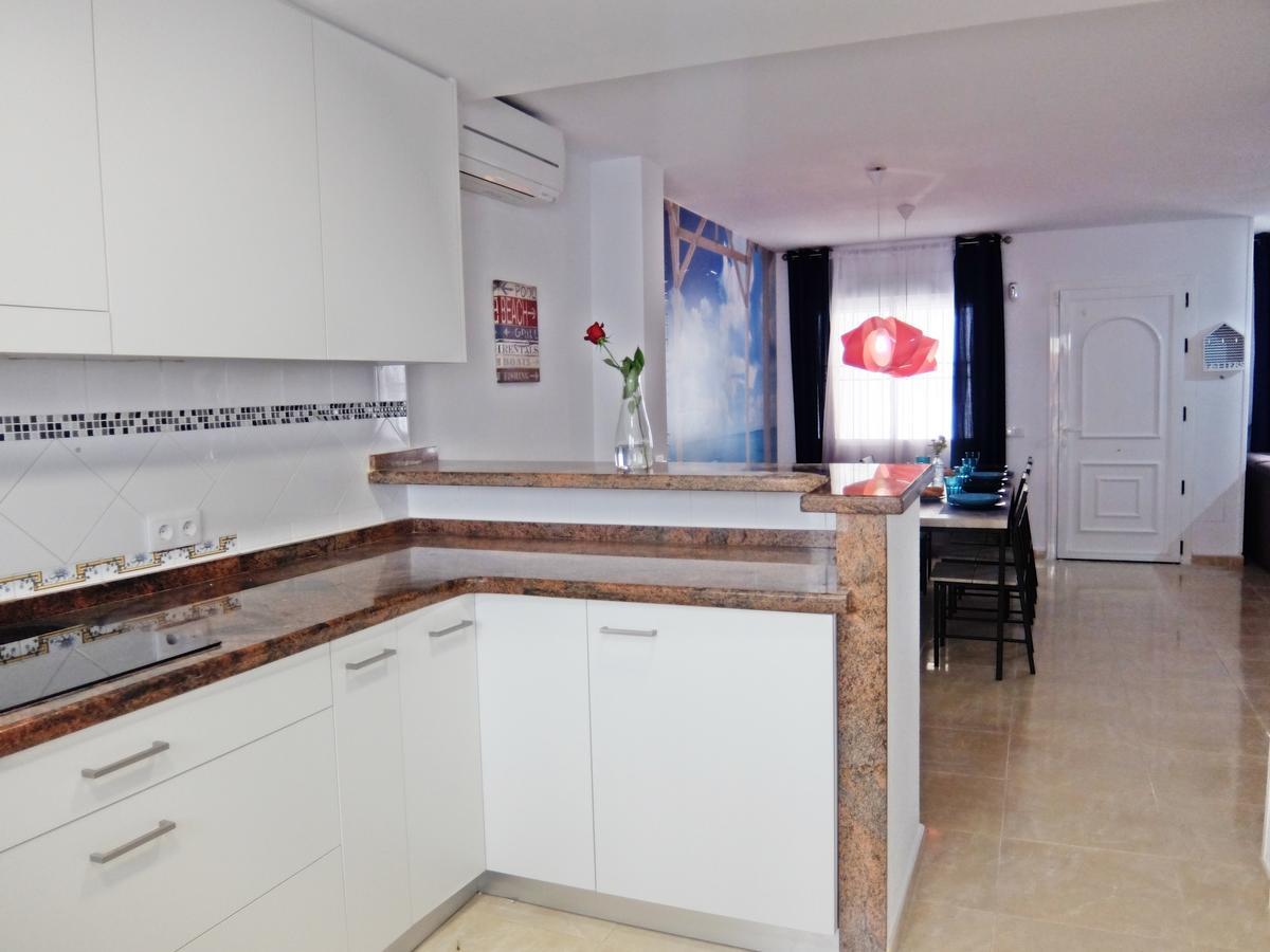 Apartamento Familiar Junto A La Playa De San Fernando - Oliva Luaran gambar